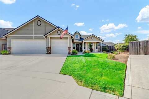 7273 W San Carlos Avenue, Fresno, CA 93723