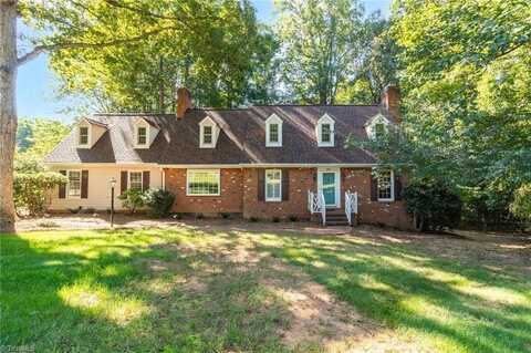 957 Bryansplace Road, Winston Salem, NC 27104