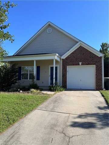 917 Redland Drive, Mc Leansville, NC 27301