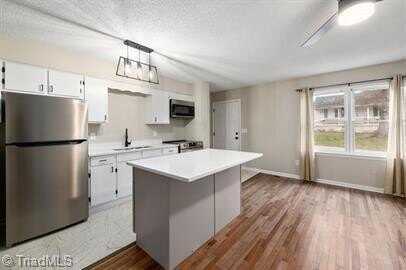 800 Arlington Street, Greensboro, NC 27260