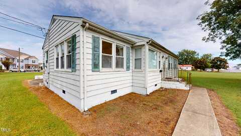 603 N Caswell Street, La Grange, NC 28551