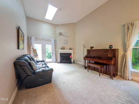 186 St. Andrews Lane, Chapel Hill, NC 27517