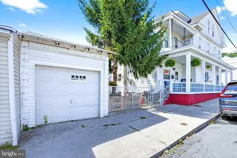220 N WEST STREET, SHENANDOAH, PA 17976