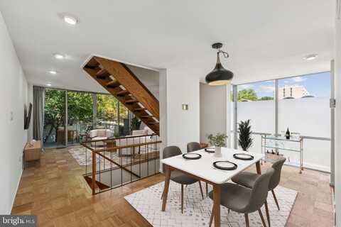 385 O STREET SW, WASHINGTON, DC 20024
