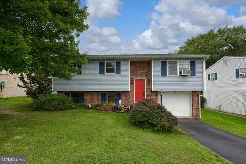 18 AKRON ROAD, EPHRATA, PA 17522