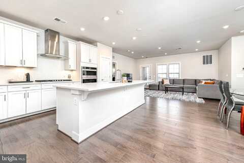 2320 FIELD POINT ROAD, HERNDON, VA 20171