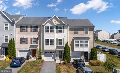 14 VENETIAN COURT, HEDGESVILLE, WV 25427