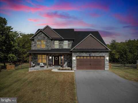 2428 PIKESIDE DRIVE, GREENCASTLE, PA 17225
