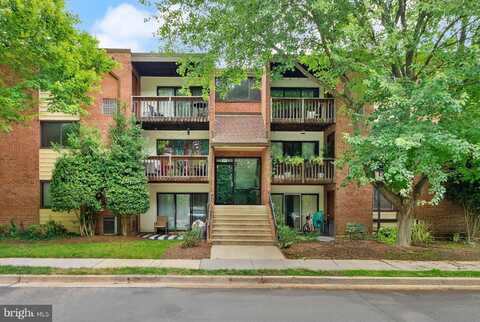 10720 W WEST DRIVE, FAIRFAX, VA 22030