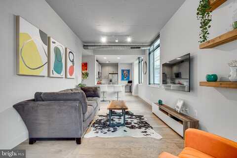 2000 CLARENDON BOULEVARD, ARLINGTON, VA 22201