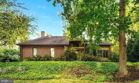 641 THORNCROFT DRIVE, WEST CHESTER, PA 19380