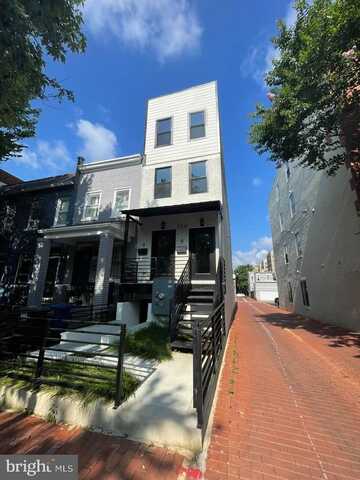 726 11TH STREET NE, WASHINGTON, DC 20002