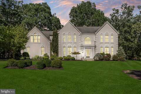 2 FRANKLIN COURT, SOUTHAMPTON, NJ 08088