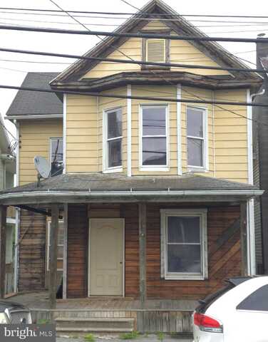 130 PANNEBAKER AVENUE, LEWISTOWN, PA 17044