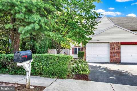 214 S 4TH STREET, WOMELSDORF, PA 19567
