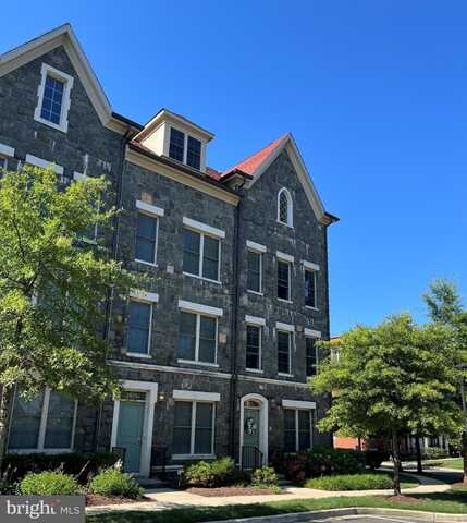 2855 CHANCELLORS WAY NE, WASHINGTON, DC 20017