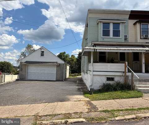 128 PIKELAND AVENUE, SPRING CITY, PA 19475
