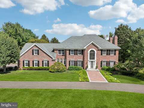 12 PADDOCK DRIVE, NEW HOPE, PA 18938