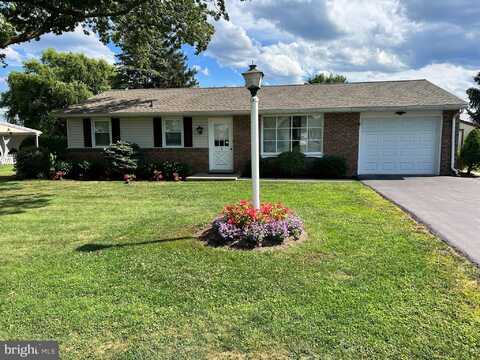 2 COLONIAL AVENUE, MYERSTOWN, PA 17067