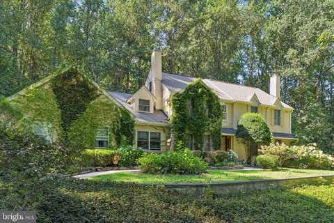 16 DIAMOND DRIVE, THORNTON, PA 19373