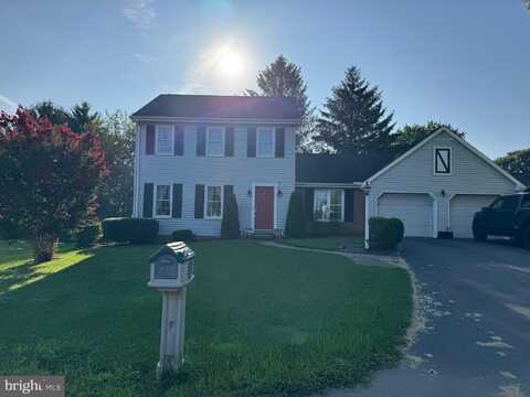 108 DIANNE CIRCLE, WILLOW STREET, PA 17584