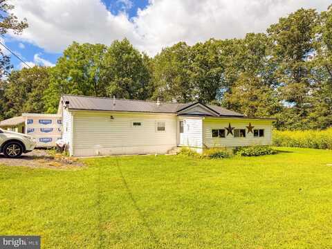 4 RUSH LANE, MC CLURE, PA 17841