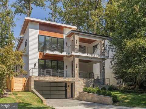 5129 WISSIOMING ROAD, BETHESDA, MD 20816
