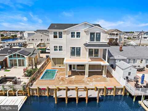 24 JOY ROAD, MANAHAWKIN, NJ 08050