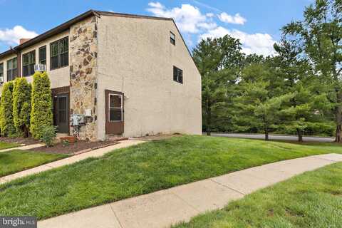 193 STIRLING COURT, WEST CHESTER, PA 19380