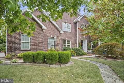 2 COUNTRY SIDE DRIVE, CARLISLE, PA 17013
