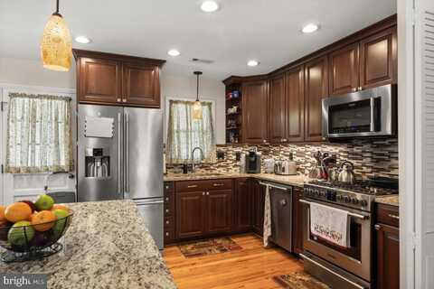 989 S MARSHALL STREET, FRONT ROYAL, VA 22630