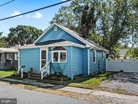 109 BANCROFT AVENUE, COLONIAL BEACH, VA 22443