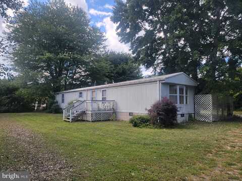 367 BARRICKS MILL, TOPPING, VA 23169