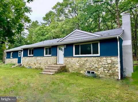 135 S MAIN STREET, BARNEGAT, NJ 08005