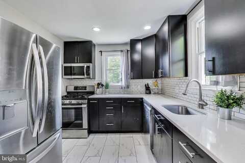 5016 56TH AVENUE, HYATTSVILLE, MD 20781
