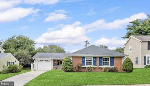 15 MARIGOLD LANE, WILLINGBORO, NJ 08046