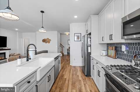 43270 FARRINGDON SQUARE, BROADLANDS, VA 20148