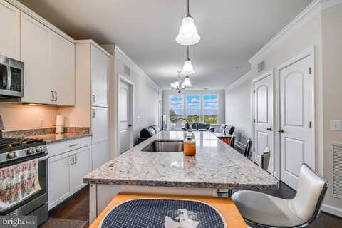 13722 NEIL ARMSTRONG AVENUE, HERNDON, VA 20171