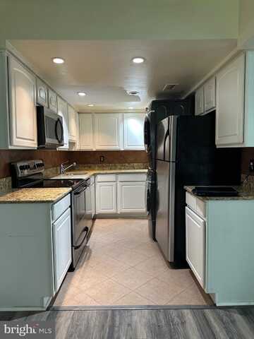 1721 LEISURE WAY, CROFTON, MD 21114