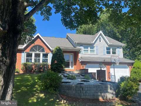106 DELTA COURT, WERNERSVILLE, PA 19565