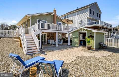 37 FAIRWAY DRIVE, TUCKERTON, NJ 08087