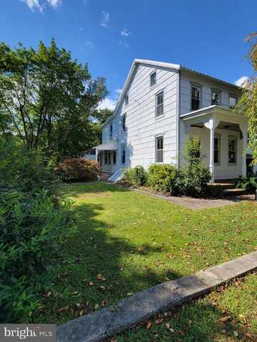 40 STAR ROAD, HEREFORD, PA 18056