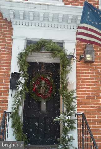 203 YORK STREET, HANOVER, PA 17331