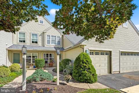 101 HAWK VALLEY LANE, DENVER, PA 17517