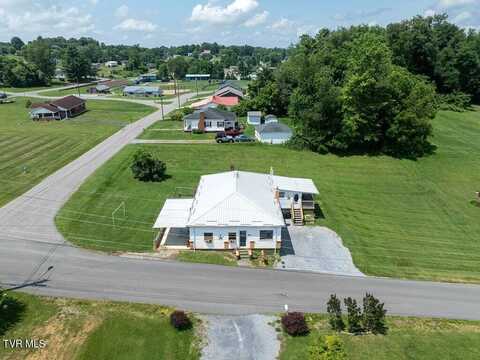 136 Highland Avenue, Glade Spring, VA 24340