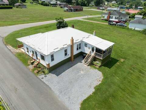 136 Highland Avenue, Glade Spring, VA 24340