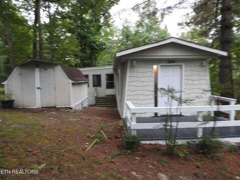 244 RUGBY RD, CROSSVILLE, TN 38558