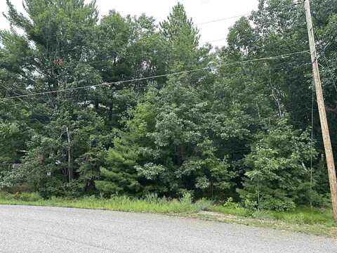 51 Oakridge, Marquette, MI 49855