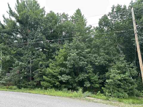 176 Oakridge, Marquette, MI 49855