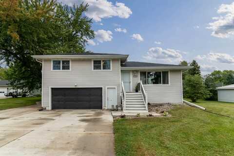 4223 Normandy Drive, Cedar Falls, IA 50613